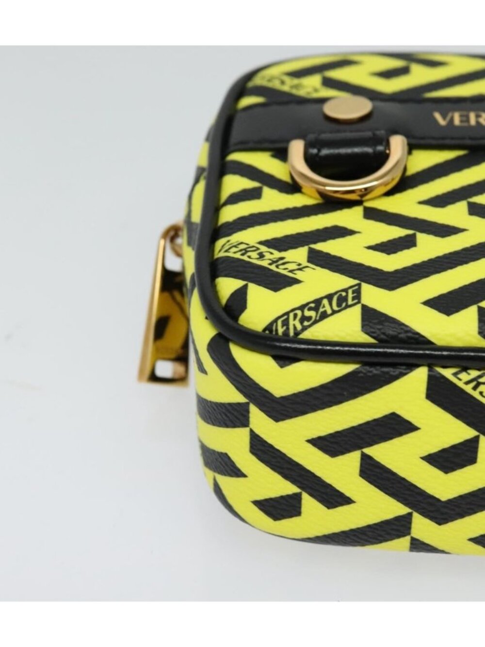 VERSACE Pouch PVC Yellow Gold - Picture 6 of 16
